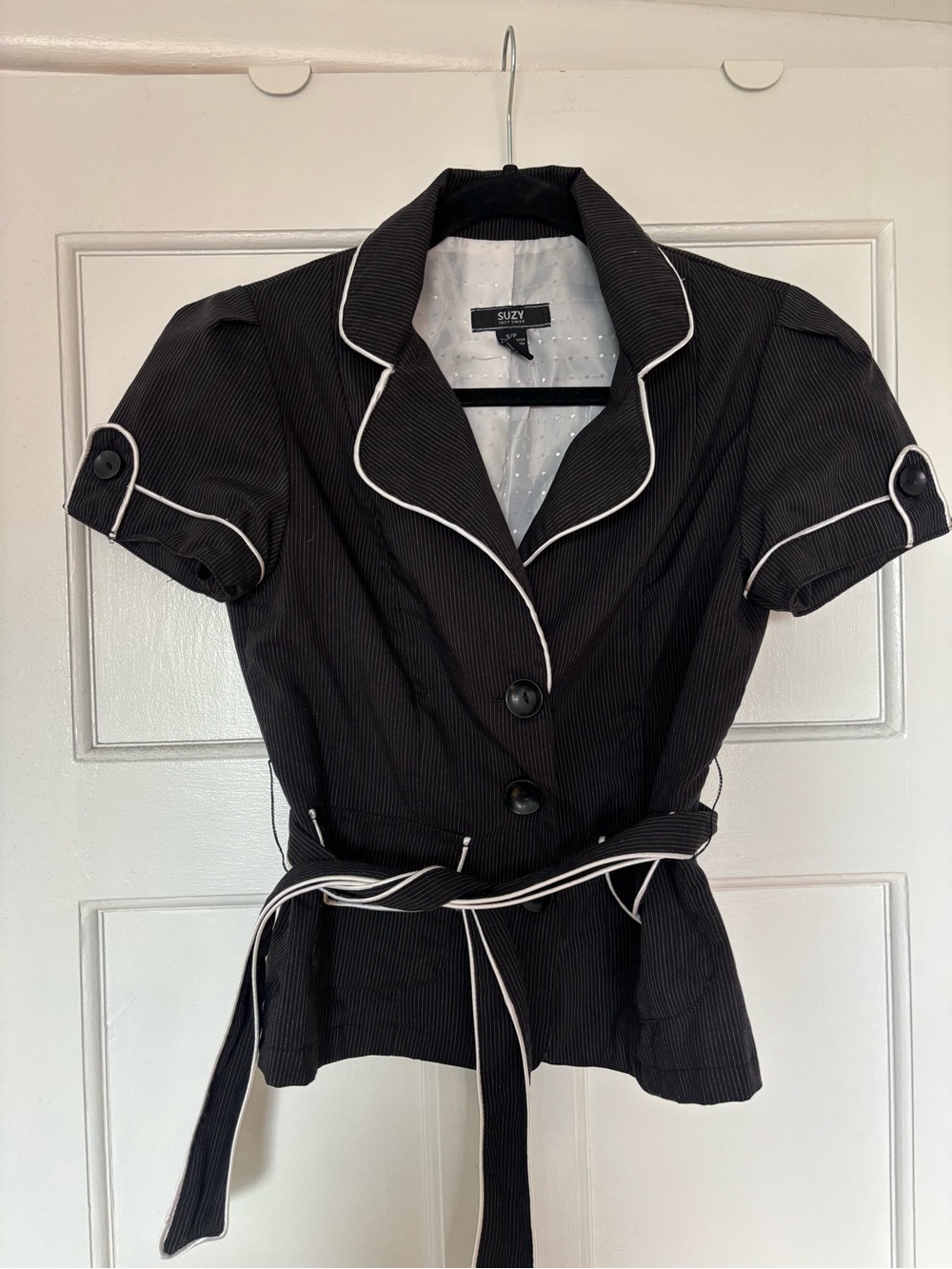Vintage Suzy Shier Black Pinstripe Short Sleeve Blazer